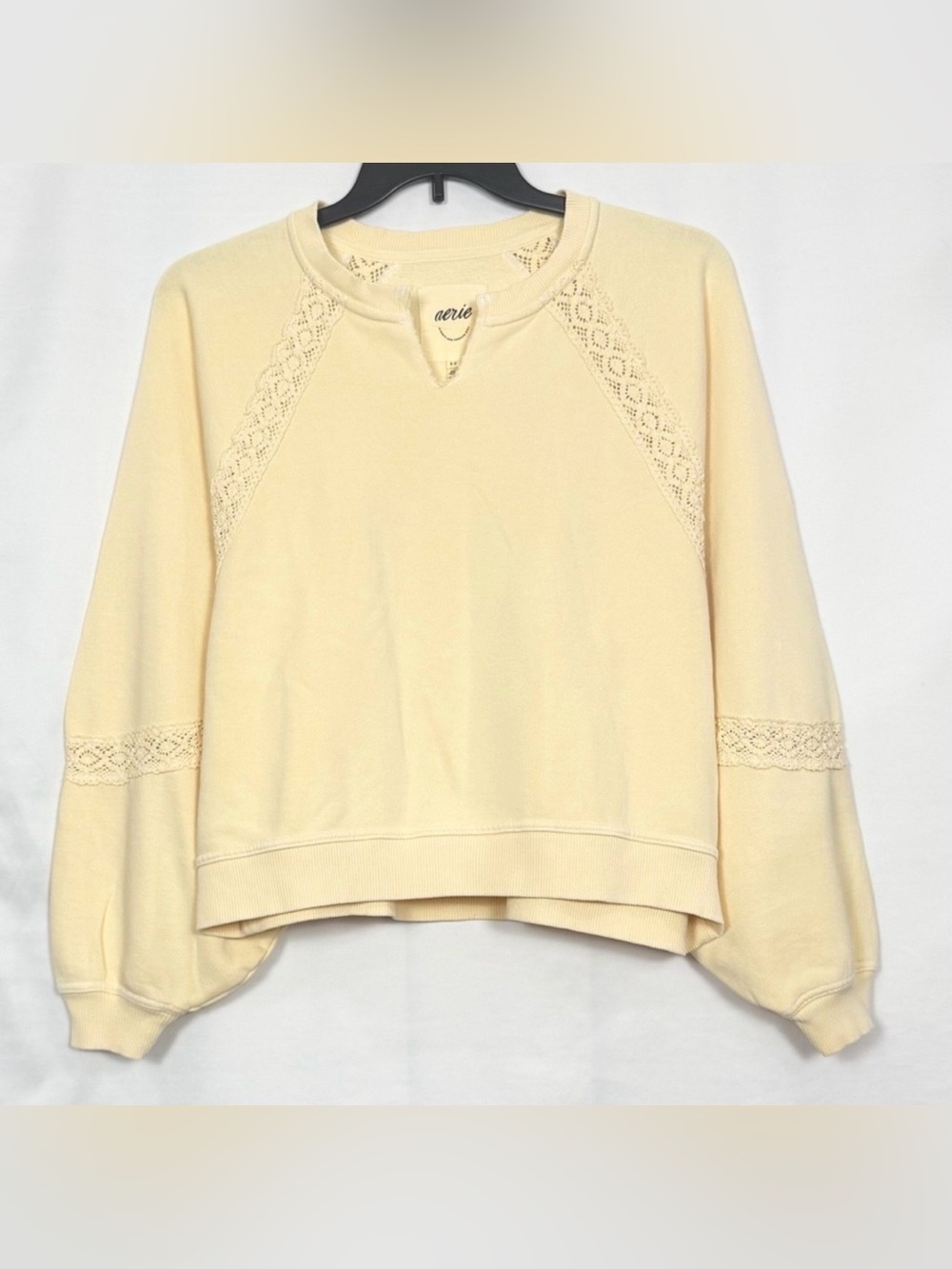 Aerie Women's Hey Crochet Sweatshirt Yellow
Notes Size L Brand New